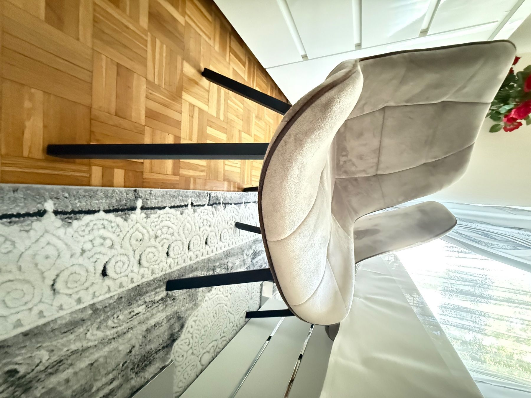 Stühle: 6 Esszimterstühle Hellbraun – Gebraucht aus Kloten von Ballas01 1