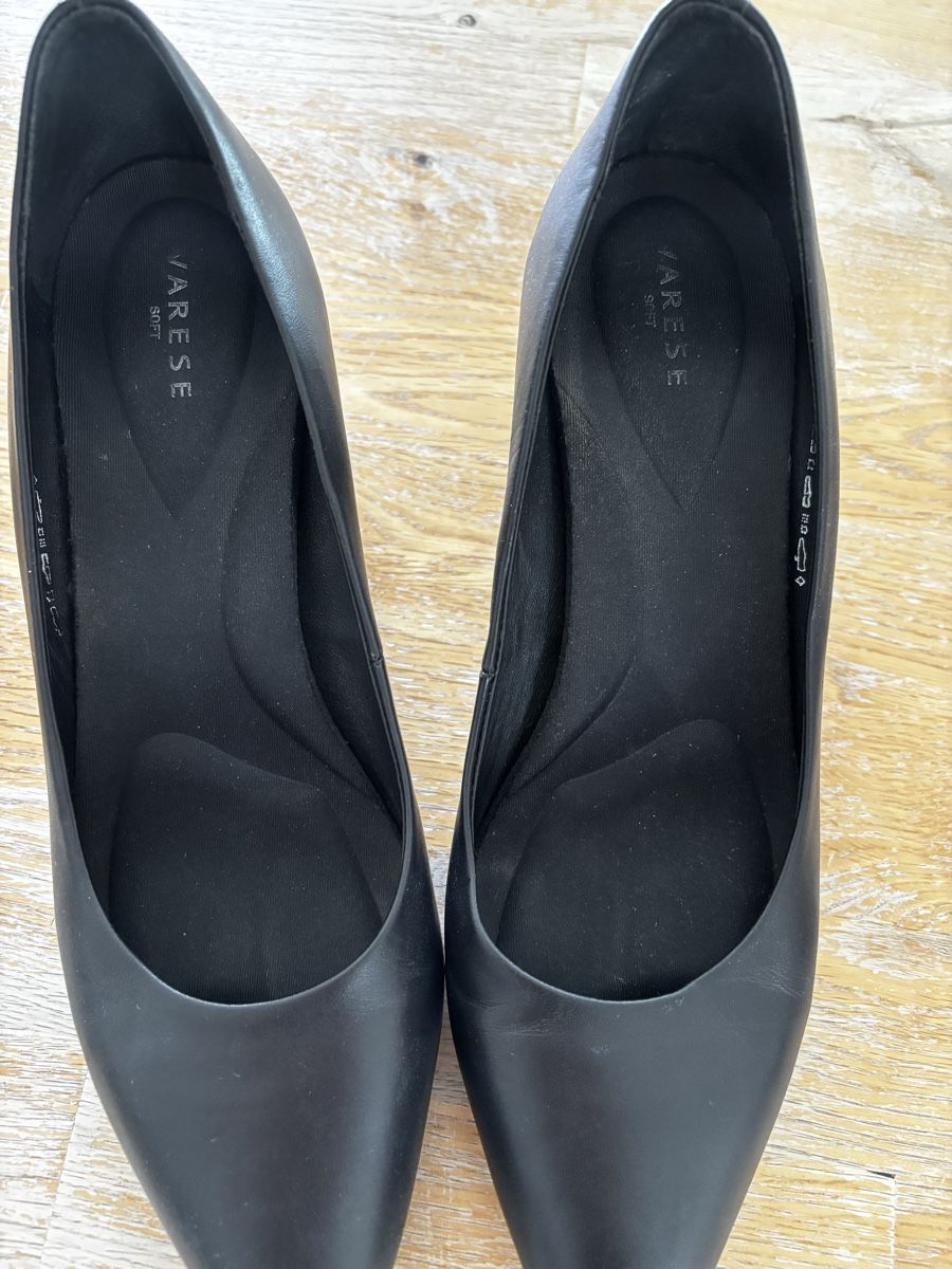 Chaussures femmes: Varese Soft Pumps – D'occasion à Belp par nanuu27