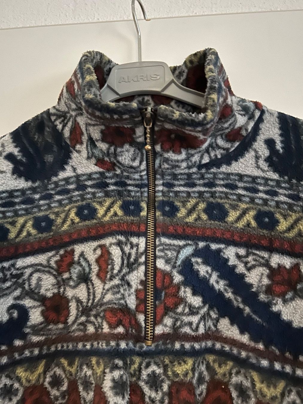 Maglioni & Felpe: Sportpullover – Usato da Zumikon venduto da Uranus88