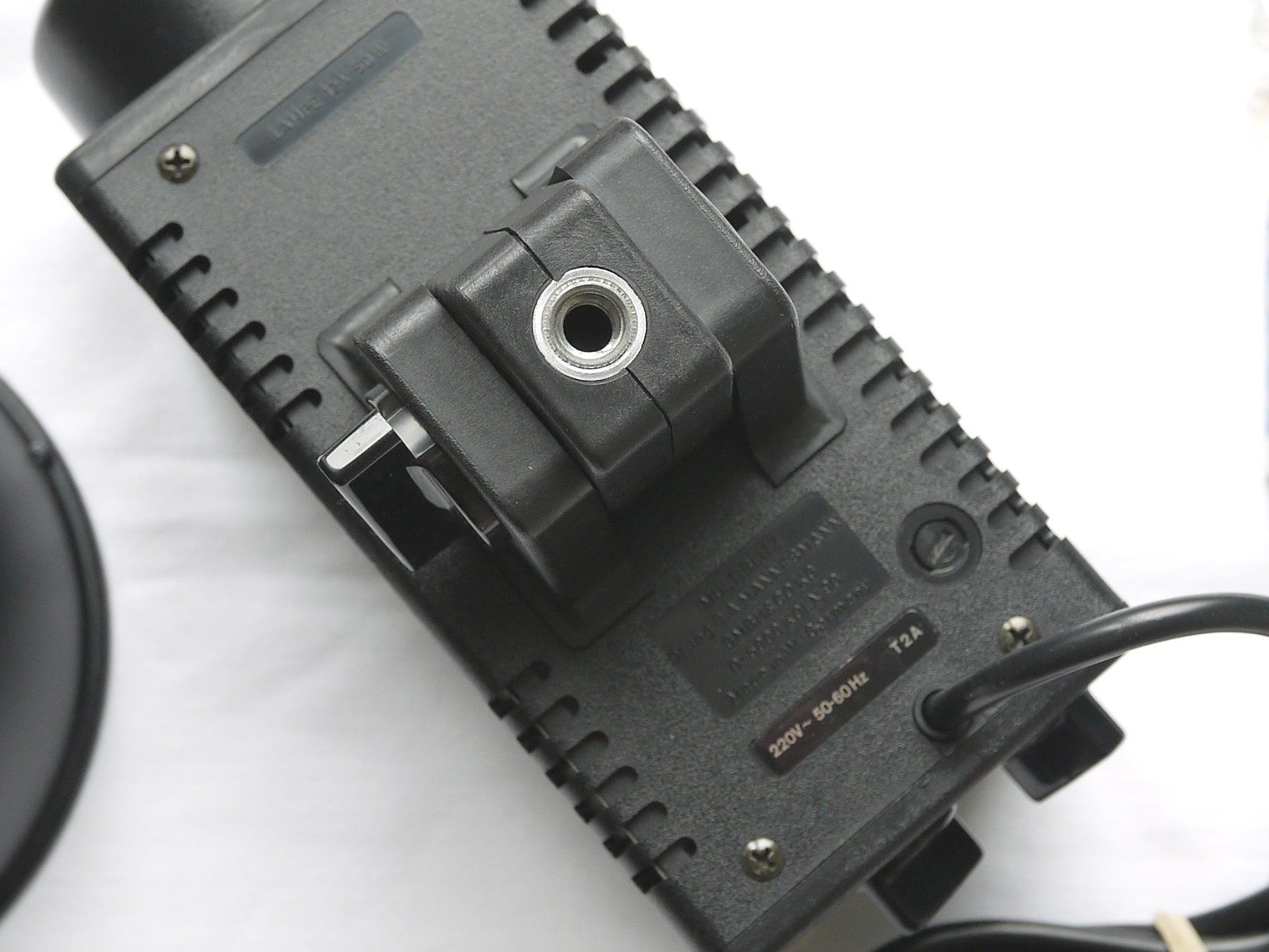 Flash: Multiblitz Minilite 200 Studioblitz / Flash Studio. Germany. – Usato da Egg b. Zürich venduto da JCB 3