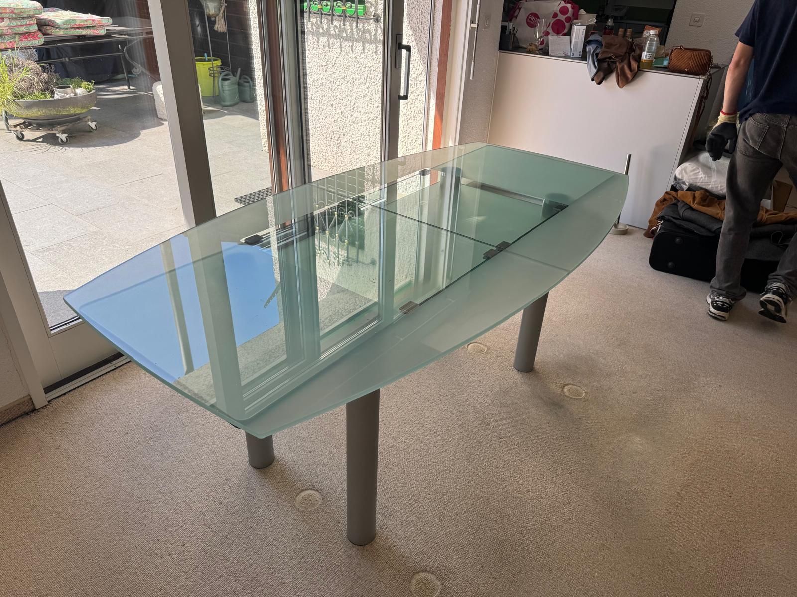 Tables: Glastisch (Esstisch) – D'occasion à Greifensee par wakeupman