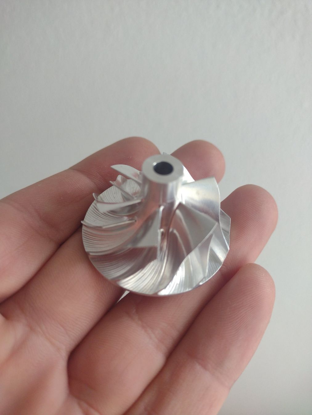 Tutte le macchine: CNC Turbo compresseur aluminium, cnc billet compressor – Nuovo (secondo la descrizione) da Malleray venduto da pixeleleven