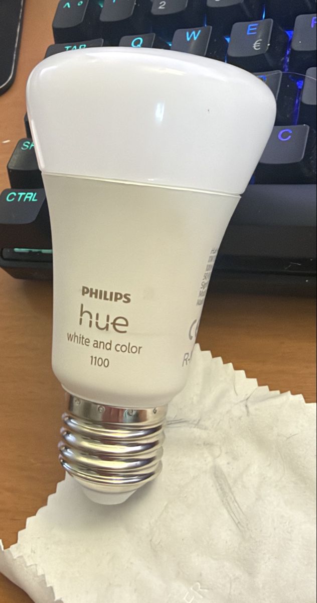 Philips Lampen: Hue Lanpe E27 white and color  – Gebraucht aus Bichelsee von Kecksen