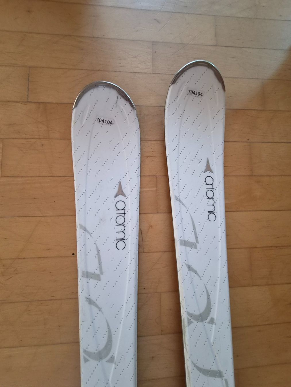 Atomic Skis: Ski Atomic, cloud 8, 149 cm, Damen – D'occasion à Buchrain par mlrj-r 1