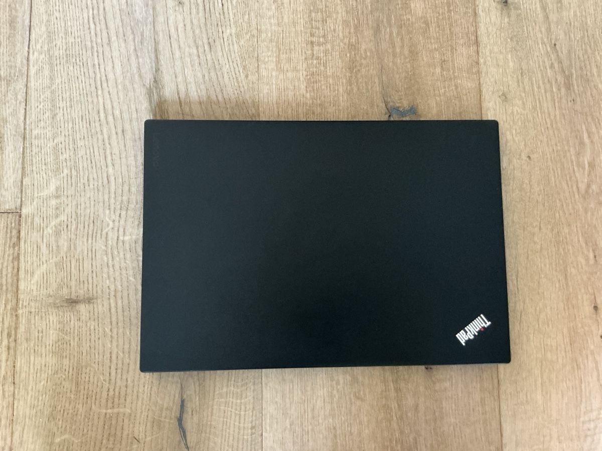Lenovo Notebook: Lenovo Thinkpad T470s | Touchscreen – Usato da Wil SG venduto da Saintch 1