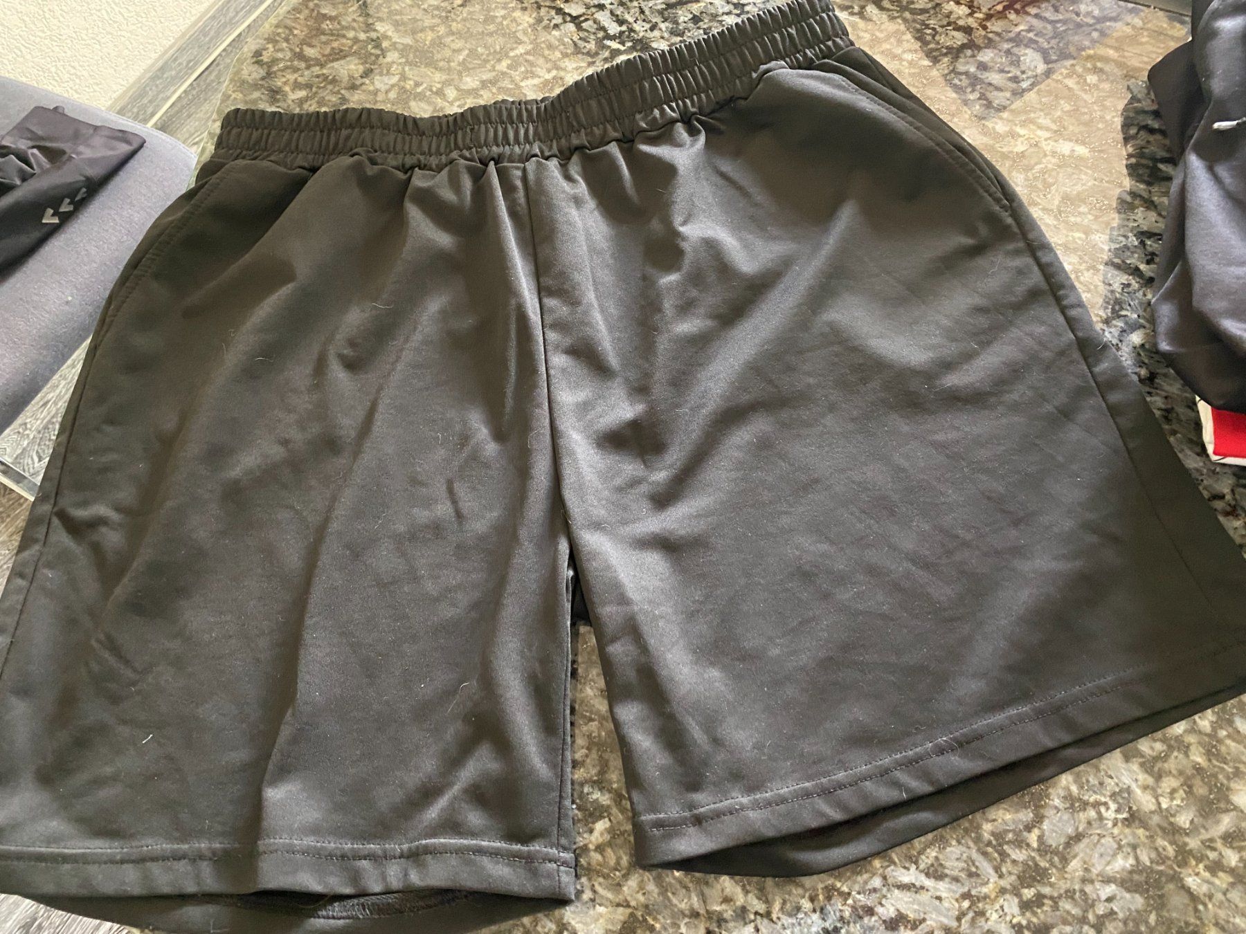 Hosen: Shorts schwarz. Grösse XXL – Gebraucht aus Allenwinden von Obalu