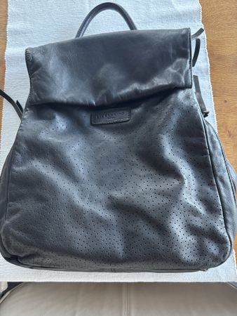 Liebeskind Berlin Leder Rucksack Schwarz gebraucht 47 Zeiche