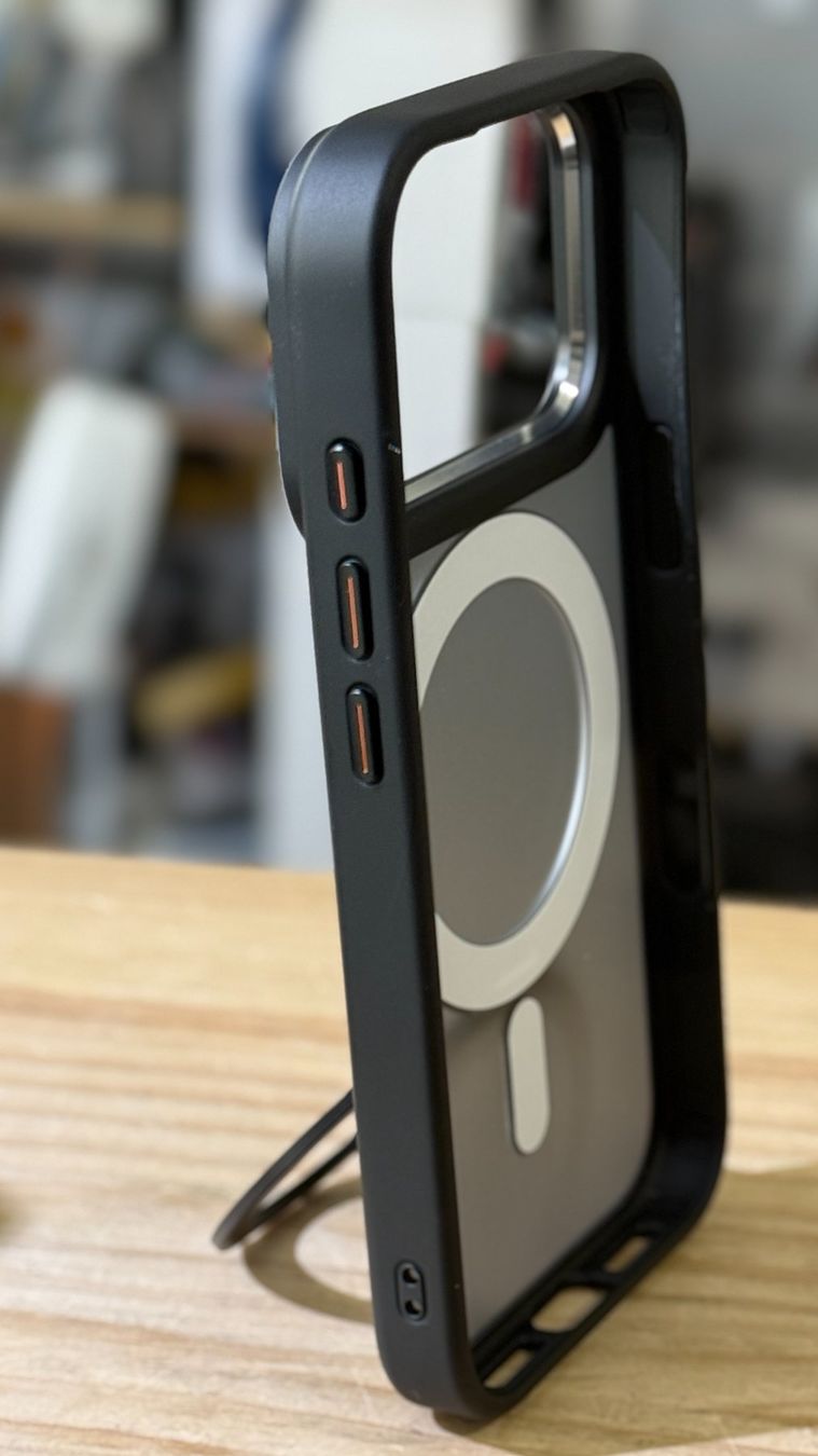Cover & Protezioni schermo: iPhone 17/17 pro - Coque Magnétique support magsafe rotatif – Nuovo e nell'imballaggio originale da Morges venduto da DigiAC 4
