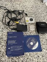 Sony Cyber-shot DSC-W110  NEU / UNBENUTZT  mit Zubehör 