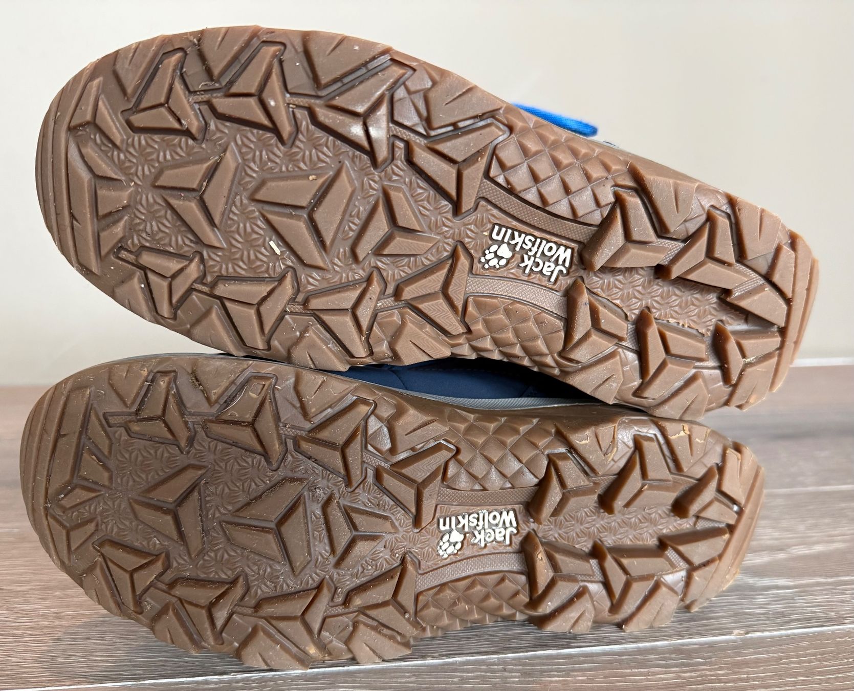 Jack Wolfskin Scarpe per ragazzi: Jack Wolfskin Winterstiefel Gr. 37 – Usato da Küsnacht ZH venduto da ch_schweiz 2