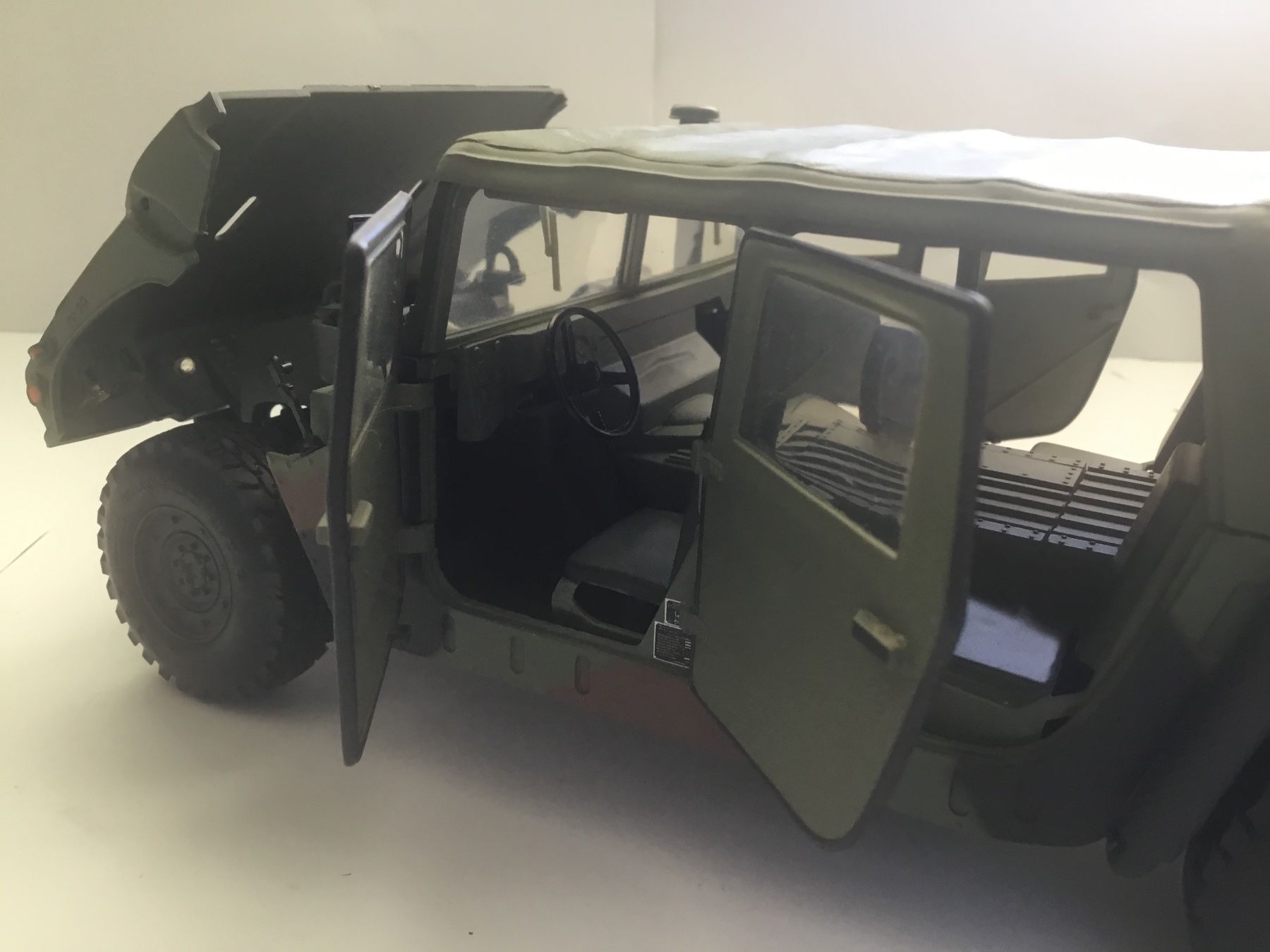 Tamiya Modellautos: Humvee M998 – Neu (gemäss Beschreibung) aus Dänikon ZH von didi1103 5