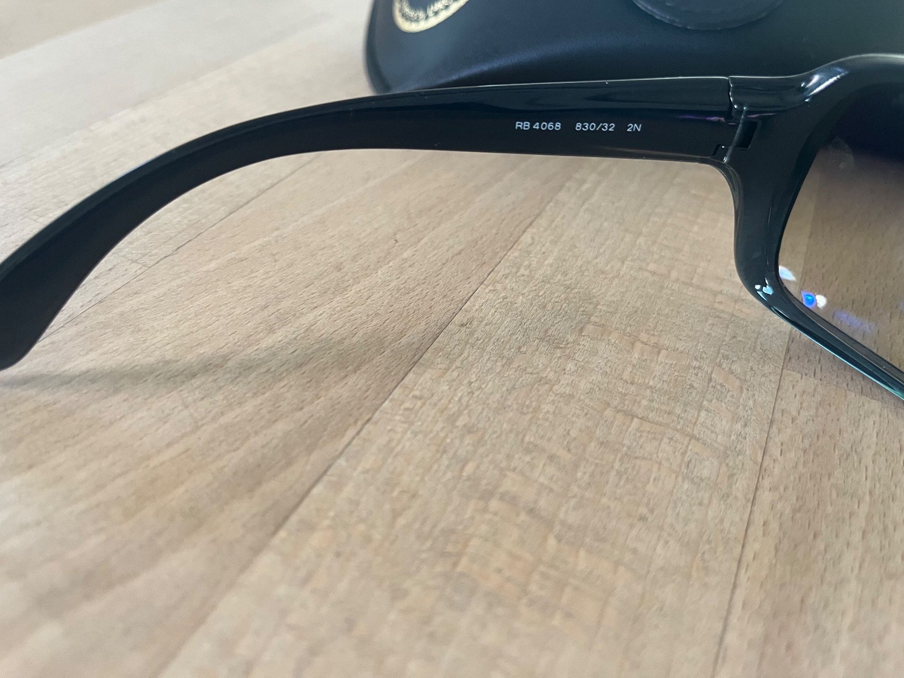 Ray-Ban Lunettes & Verres: Sonnenbrille Ray-Ban mit Etui schwarz – D'occasion à Wetzikon ZH par jusc710 3