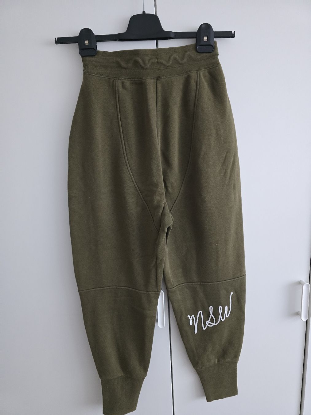 Nike Pantaloni: Nike Joggers - Grösse XS – Usato da Rickenbach b. Wil venduto da VeryLovelyThings 4