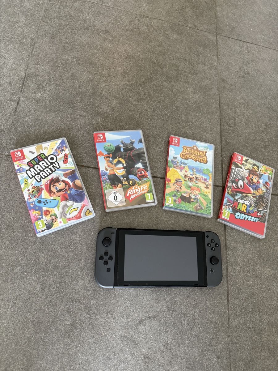 Nintendo Console: Nintendo Switch Konsole + Ring Fit Adventure + Spiele – Usato da Eschen venduto da fr1991 2