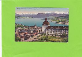 Luzern-Unfallversicherungsgebäude und die Alpen