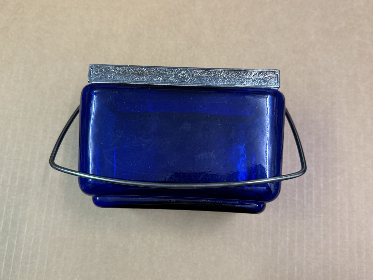Zuccheriere: Vintage Cobalt Eisbox mit Versilberte Deckel  – Usato da Zürich venduto da daki81