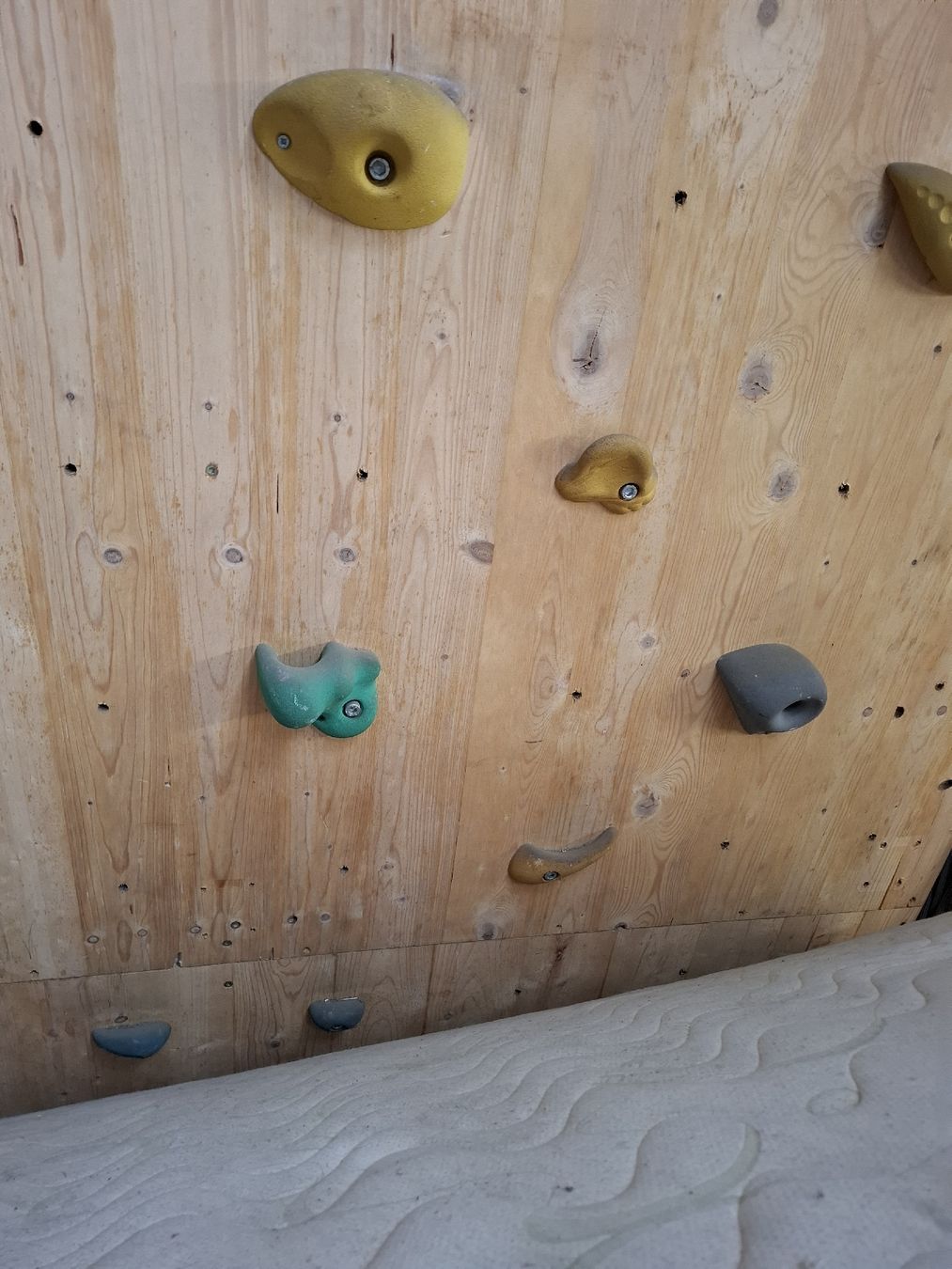Murs & prises d'escalade: Kletterwand – D'occasion à Balzers par Vmarte 4