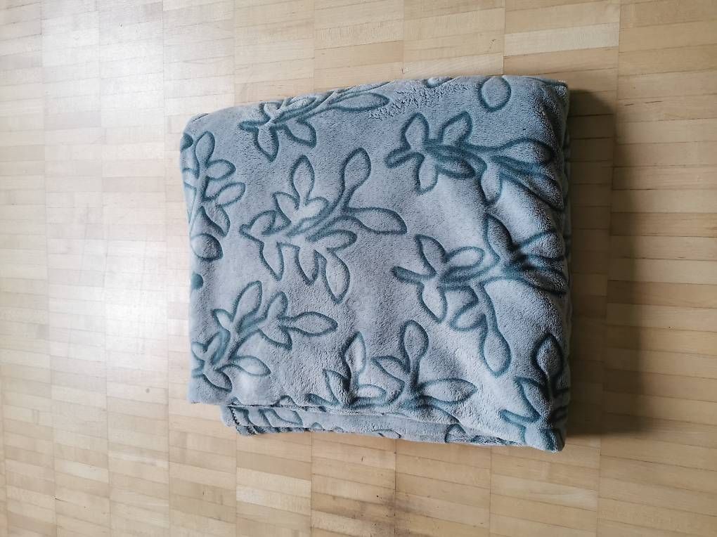 Coperte: Kuscheldecke 130×200 cm – Usato da Lenzburg venduto da kgei