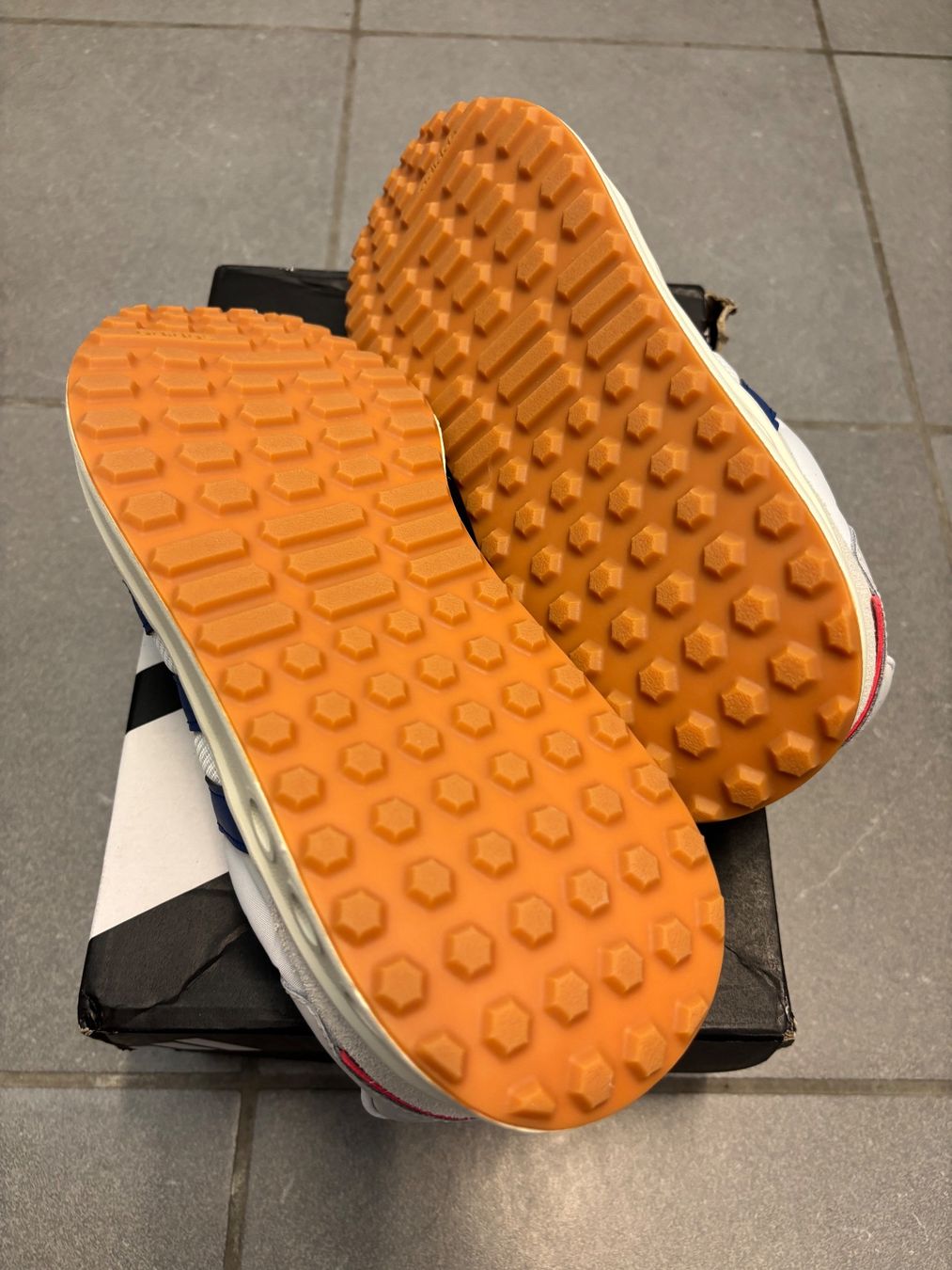 Adidas Herrenschuhe: Adidas Sneakers – Neu und originalverpackt aus Zürich von mc__2kll 7
