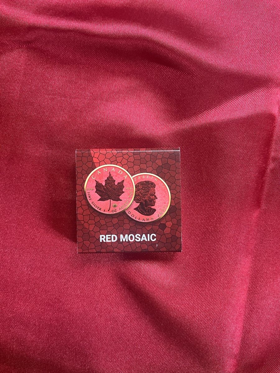 Tutti le monete: RARE Maple Leaf Silver 2023 1oz Red Mosaic – Nuovo e nell'imballaggio originale da Lausanne venduto da mel2dreams 2