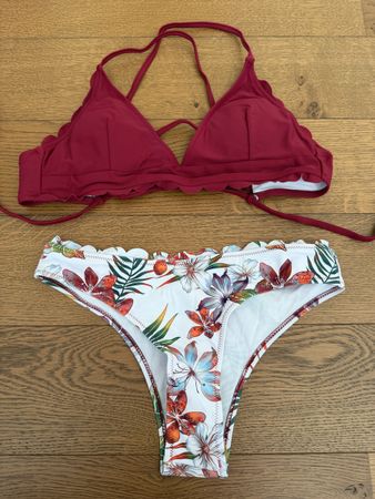 Neuer Sommer Bikini mit Blumenmuster, Grösse M