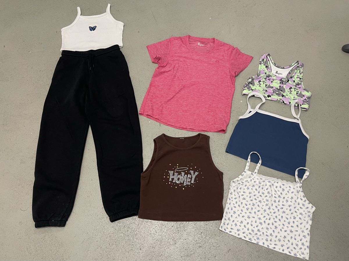 Lotti & Set di vestiti: Kleiderpaket Mädchen 146/152 30 Teile – Usato da Nussbaumen AG venduto da kisha28 2
