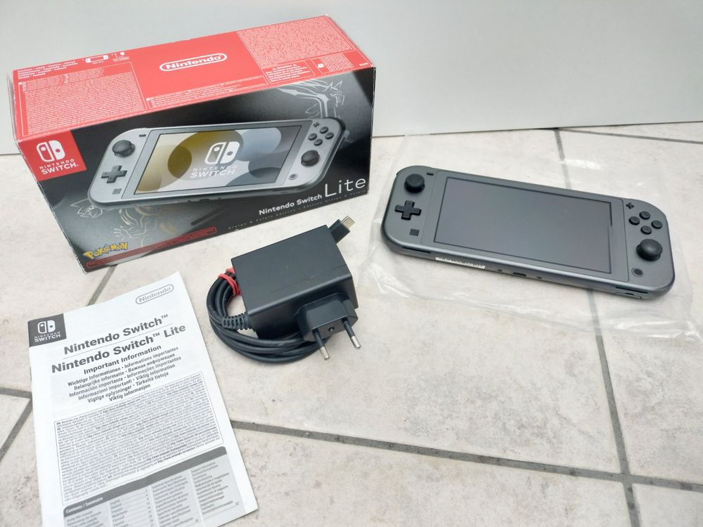 Nintendo Switch Lite édition Dialga & Palkia - Console Occasion, Modèle Spécial Pokémon