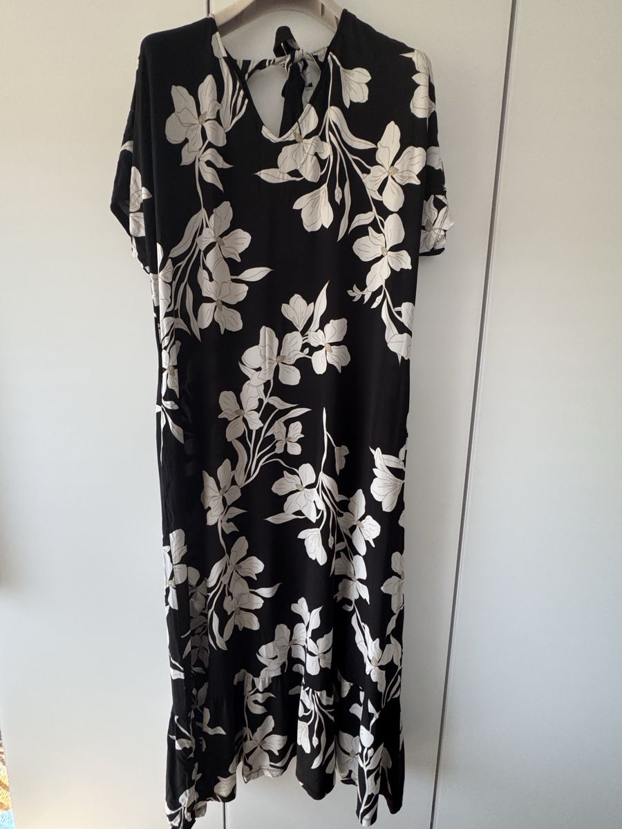 Robes: Elena Miro Maxikleid – Neuf (Voir description) à Zürich par Nashu 7