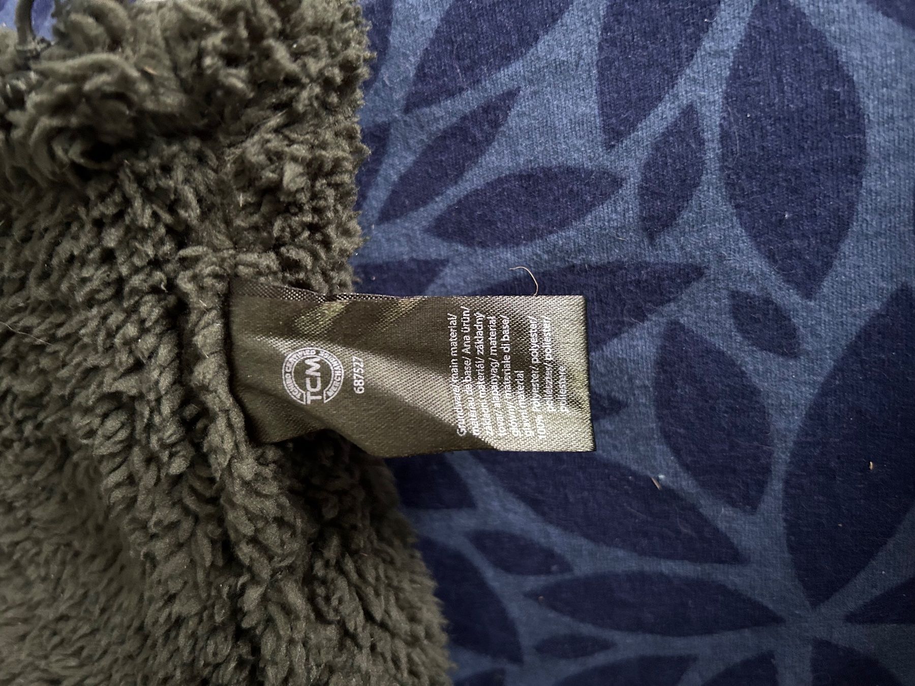 Foulard & Sciarpe: Schal für Hals rund – Usato da Obergösgen venduto da Andre118 2