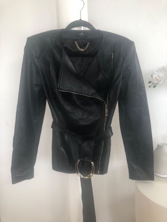 Eleganter Kunstleder Blazer Elisabeta Franchi Gr 36 schwarz