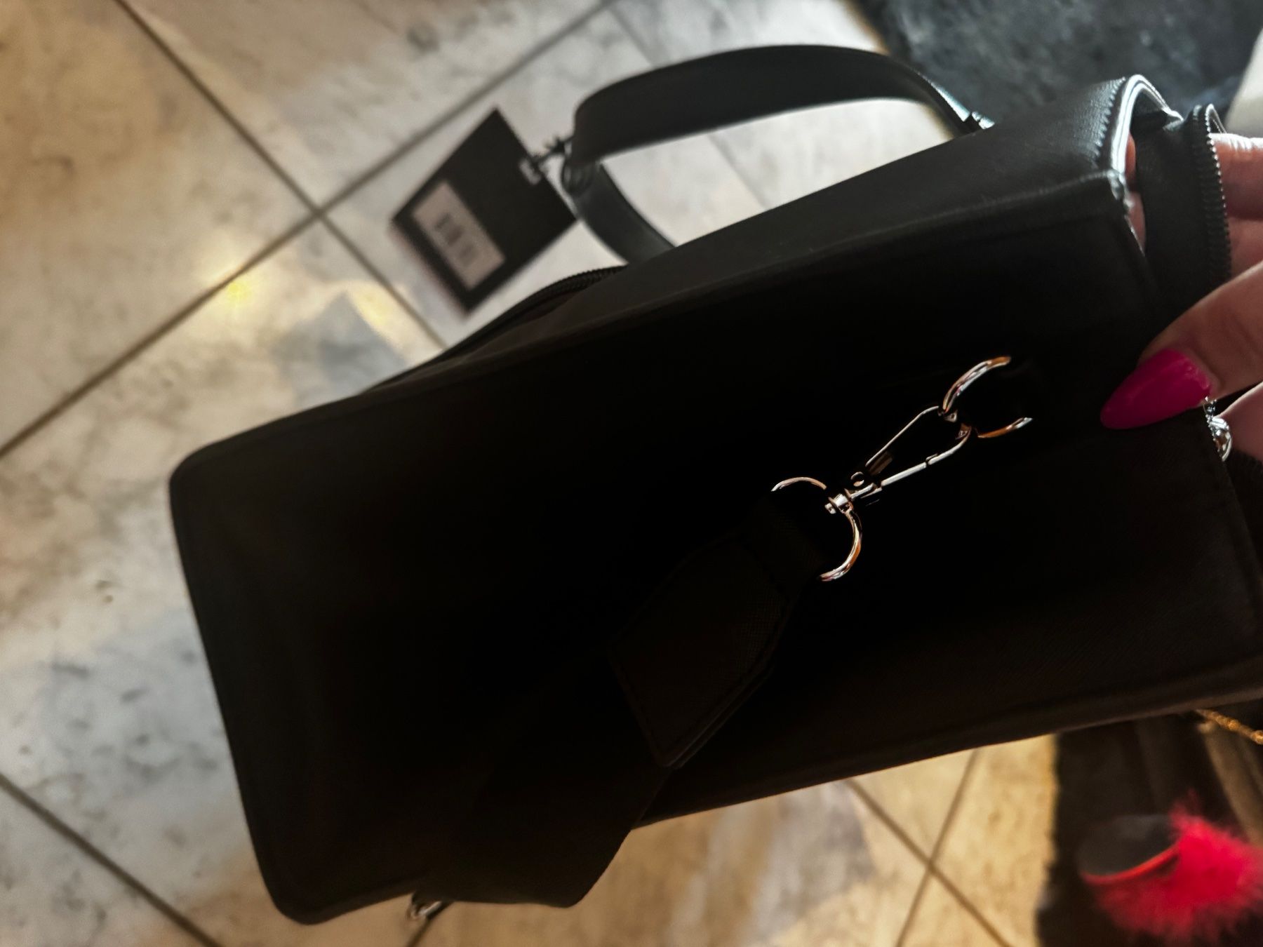 DKNY Taschen für Damen: DKNY Shopper, Schwarz, Neu mit Etikette – Neu und originalverpackt aus Volketswil von Modelka 4