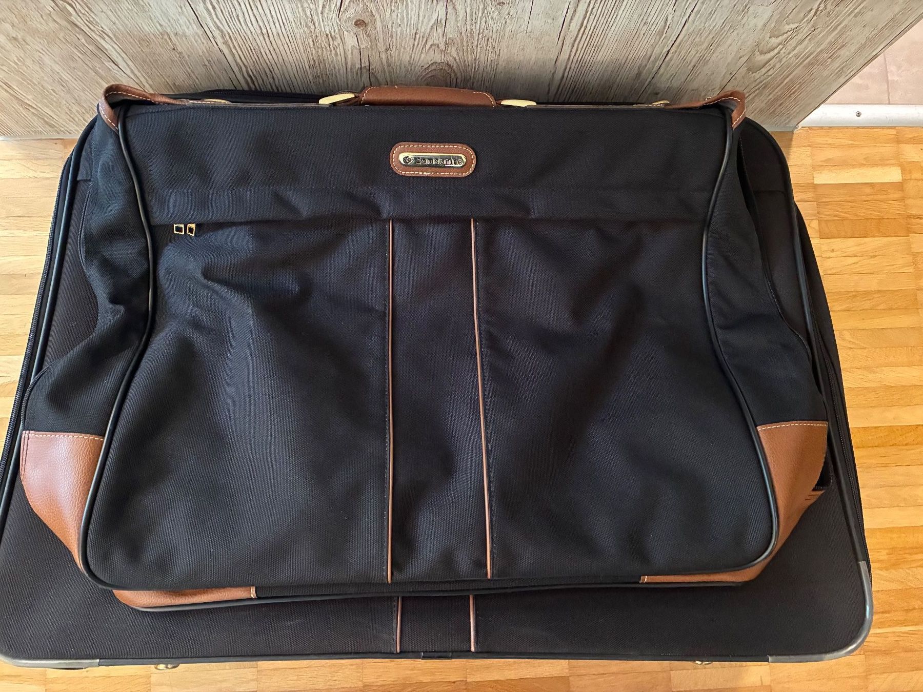 Samsonite Borse: Samsonite Reisesack – Usato da Au ZH venduto da Ahzm 1