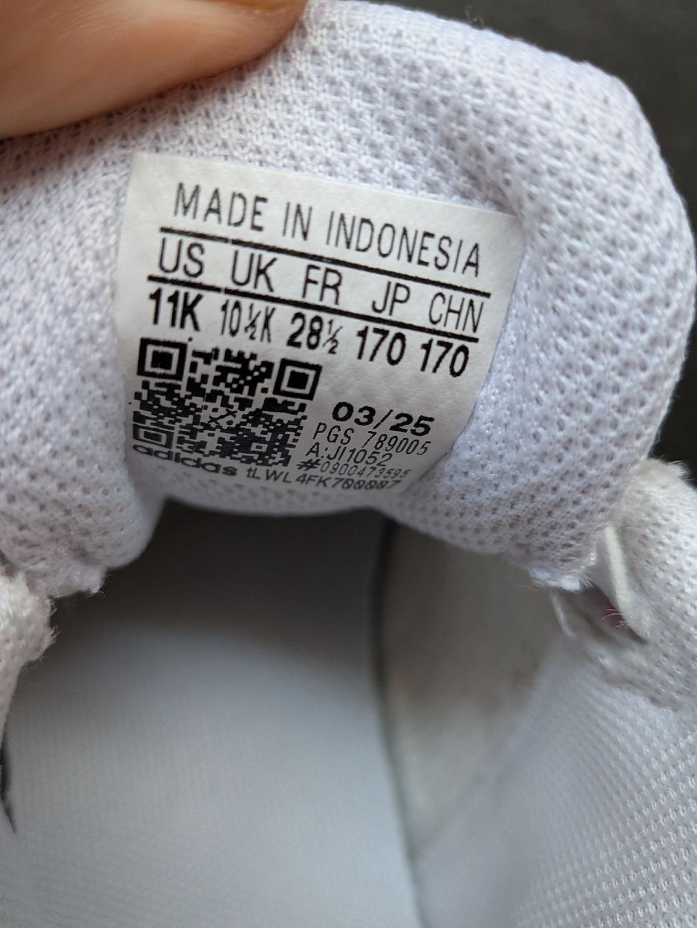 Adidas Schuhe für Mädchen: Adidas Sneakers Gr. 28.5 – Neu (gemäss Beschreibung) aus Ebnat-Kappel von Fini1000 3