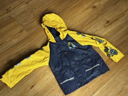 Kinder-Regenjacke Grösse 104/110 mit Reflektorstreifen