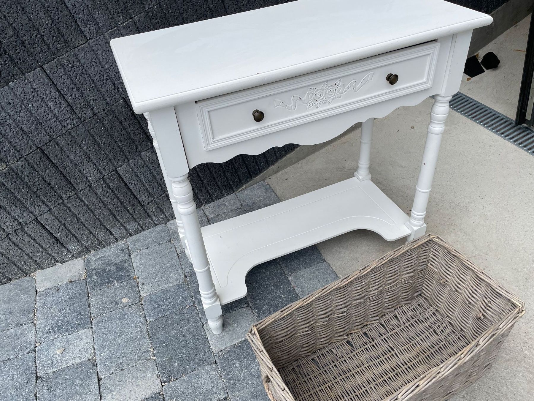 Kommoden: Kommode weiss  shabby chic mit Weidenkorb – Gebraucht aus Schötz von Herbie 4