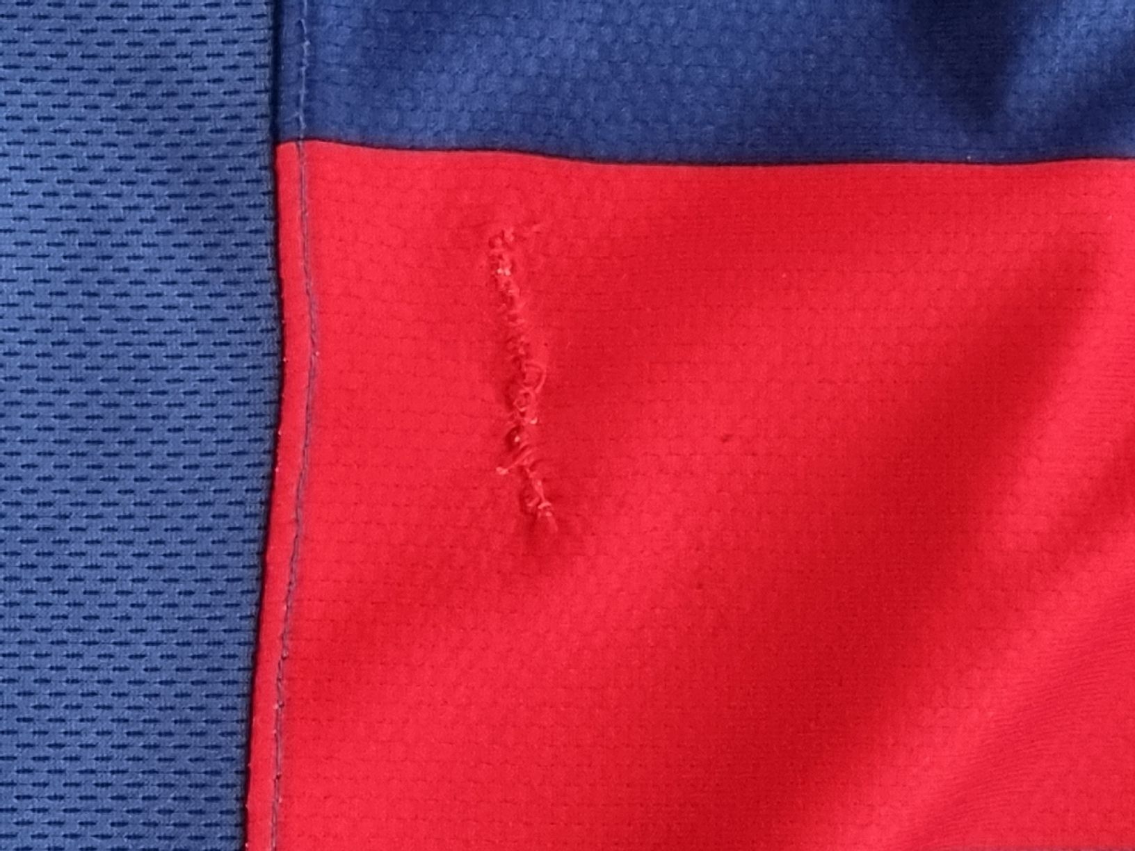 FC Basel Canottiere & Pantaloni: FC Basel 2009-2010 Heimtrikot – Usato da Suhr venduto da SariLacivert1907 4