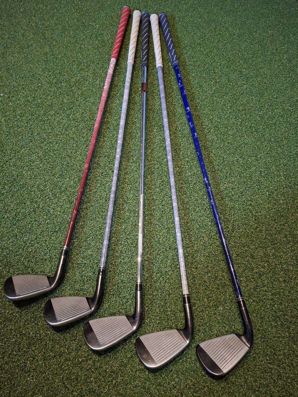 Taylor Made Mazze & Set: Supercooles Taylor Made Burner 2.0 Set i9-i5 – Usato da Niederhasli venduto da Golf-Dodger 2