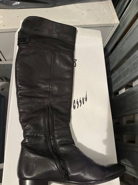 Damenschuhe: Stiefel, 40 – Gebraucht aus Basel von swEEty0571 1