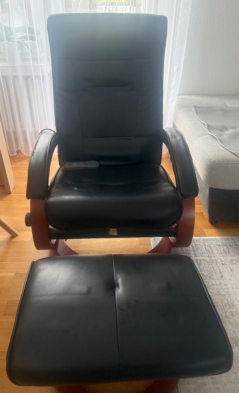 Poltrone: Massagesessel mit Hocker Echt Leder gebraucht – Usato da Zürich venduto da EDKUBI007