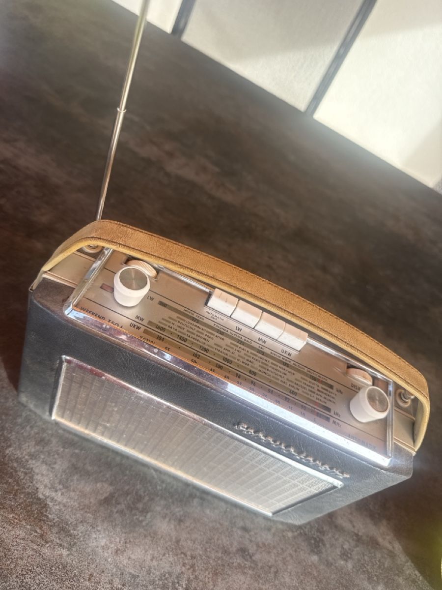 Radio: Vintage Radio – Usato da Horriwil venduto da Carrera68 5