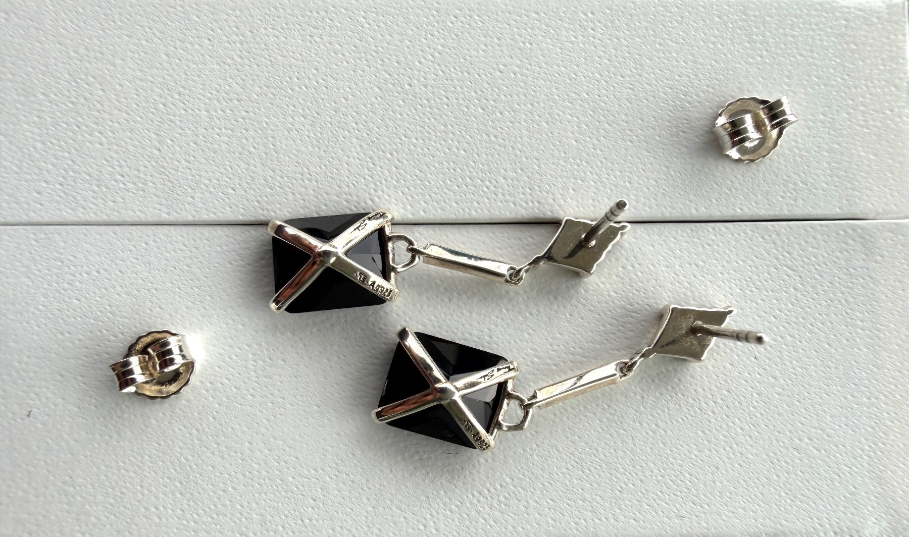 Thomas Sabo Orecchini pendenti & Orecchini a lobo: Neue Thomas Sabo Ohrringe mit Onyx – Nuovo e nell'imballaggio originale da Münsingen venduto da Krone75 2