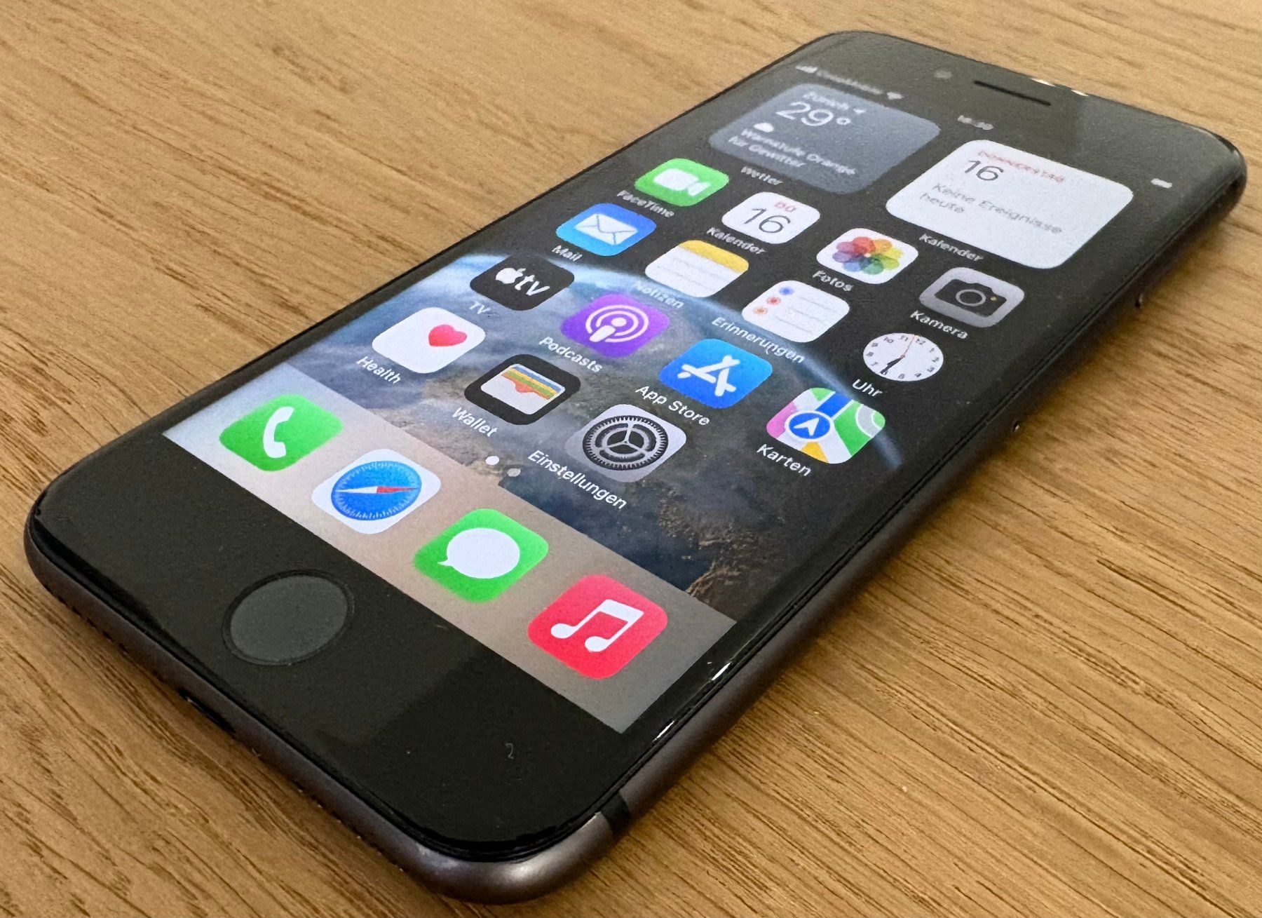 Apple Telefoni cellulari / Smartphones: Apple iPhone 8 | 64 GB | Space Grau [ tadellos – Nuovo (secondo la descrizione) da Zürich venduto da Gaikokujin 2