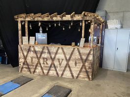Bartheke / Bar aus Holz zu verkaufen oder vermieten