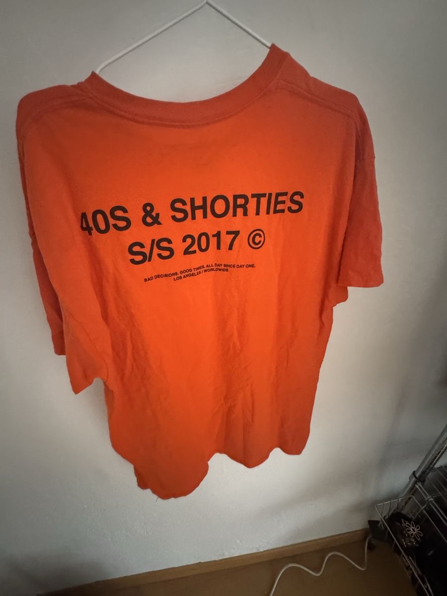 T-Shirts: Orange Tshirt – Gebraucht aus Zürich von Malamiri 1