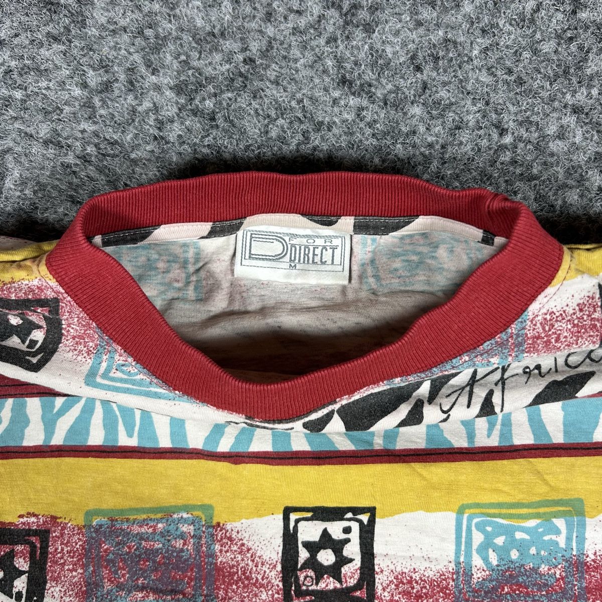 T-shirt: Vintage graphic shirt  – Usato da La Sagne NE venduto da Matlasape 1