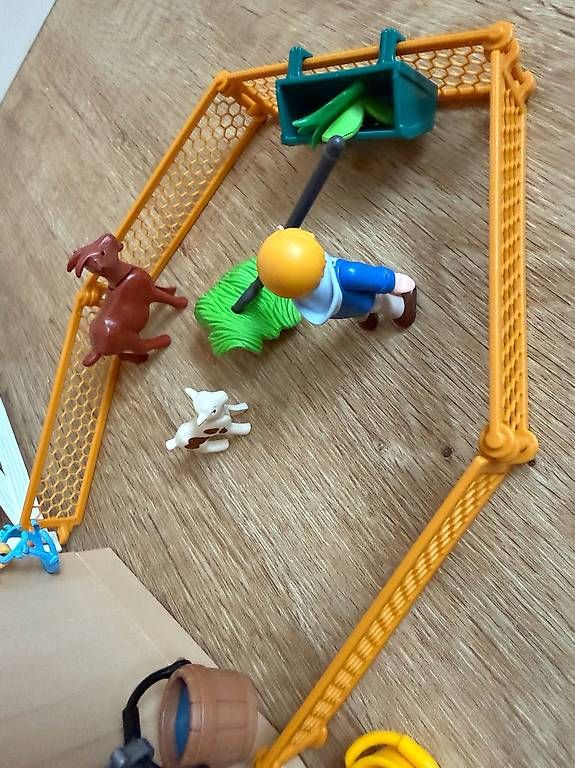 Giocattoli: Playmobil Bauernhof – Usato da Kaisten venduto da Piggen 3