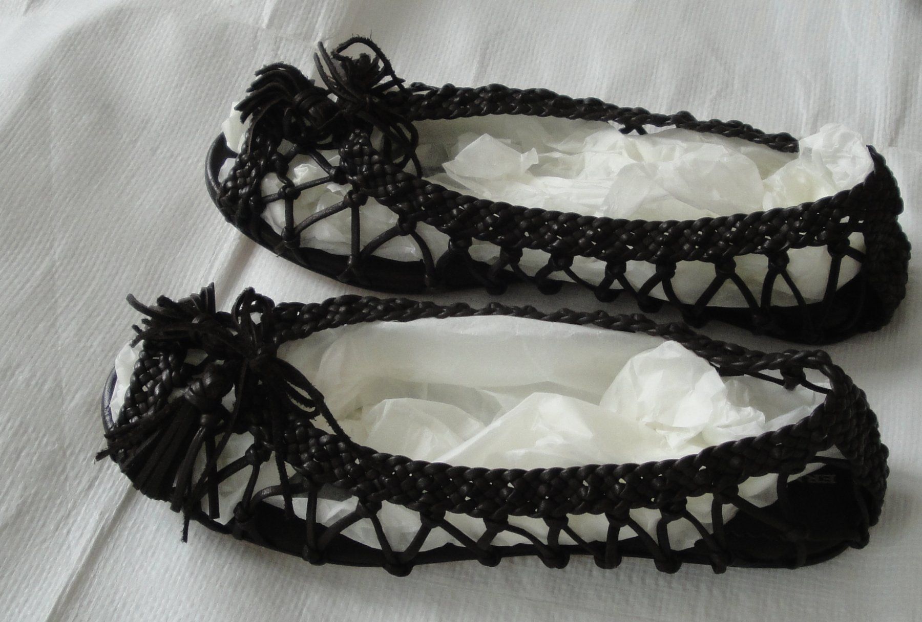 Ermanno Scervino Damenschuhe: NEU Ermanno Scervino Leder Sandalen 37 – Neu und originalverpackt aus Zurich von ogidko