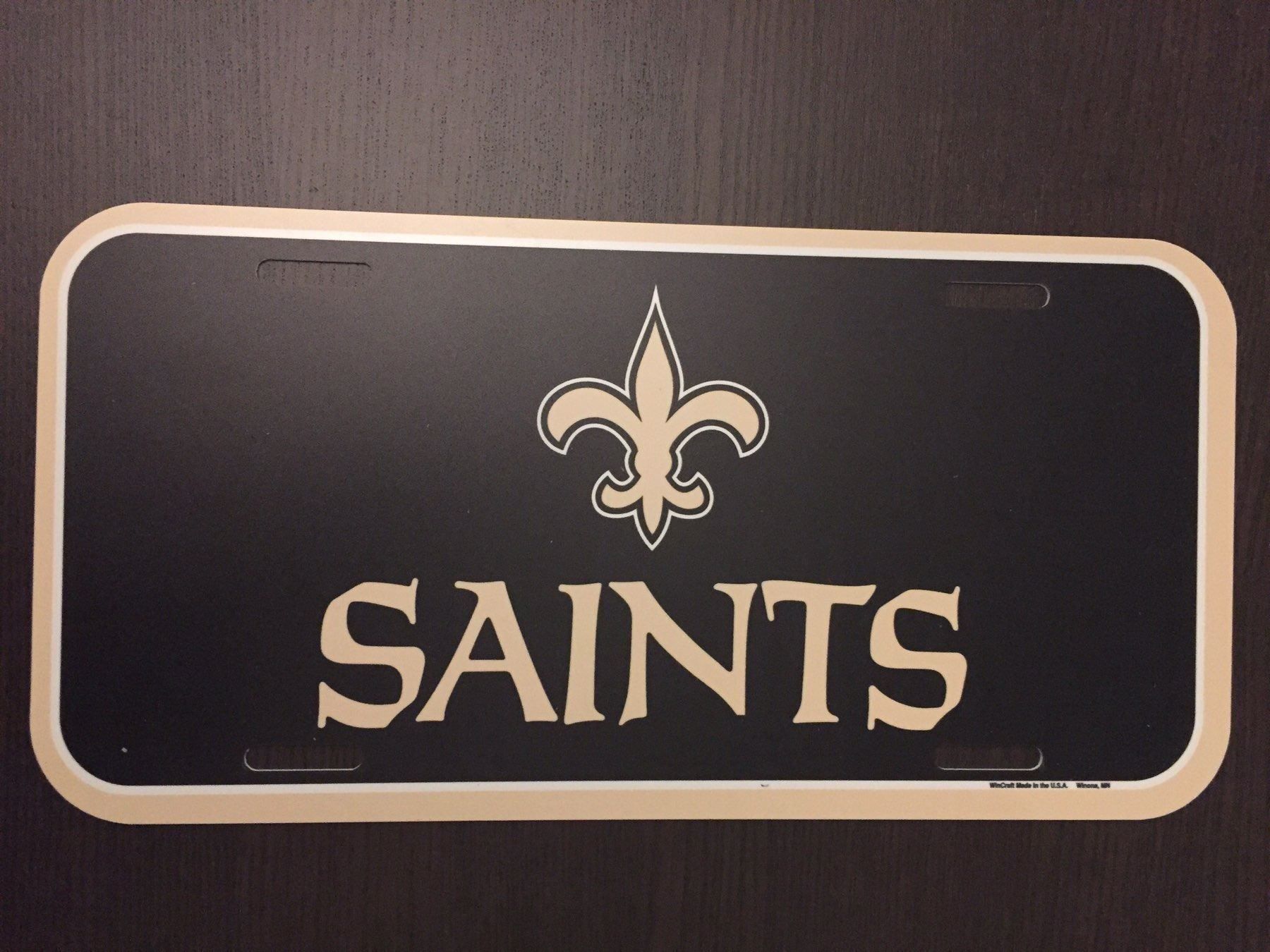 Schilder: New Orleans Saints Licence Plate – Neu und originalverpackt aus Muttenz von US_Sport_Schweiz