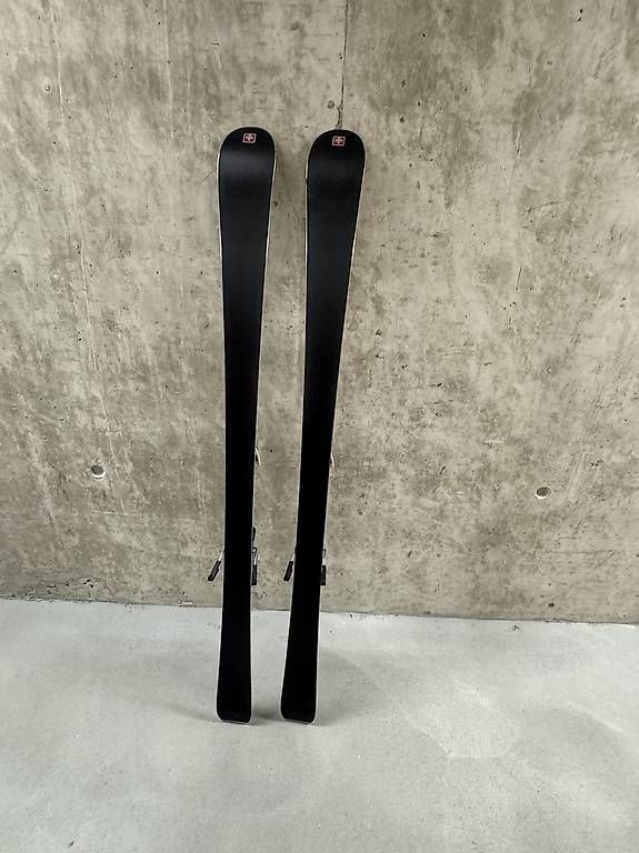 Skis: Stöckli Damenski – D'occasion à Urtenen-Schönbühl par sie_rah 2
