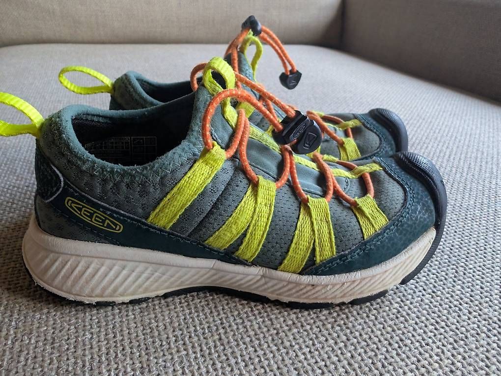 Scarpe per ragazzi: KEEN Motozoa Kindersneaker 29 – Usato da Mühlrüti venduto da mar_rl6q 1